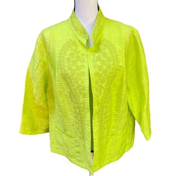 Chico’s Chic Embroidered Jacket Chico’s Size 2 (L) - Picture 1 of 12